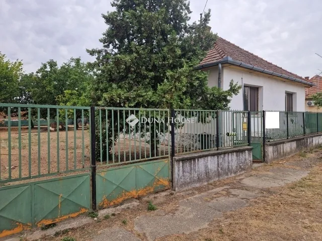 Eladó ház Tápióság 73 nm