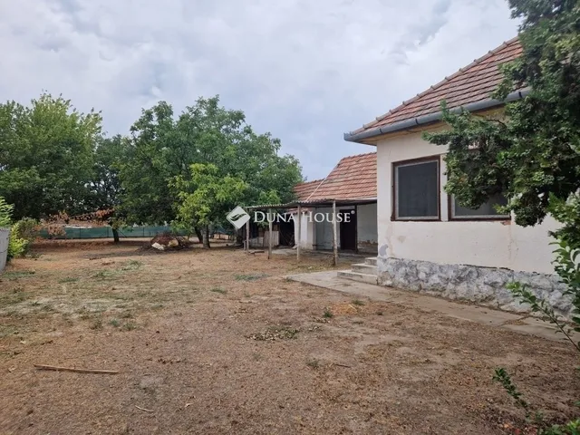 Eladó ház Tápióság 73 nm