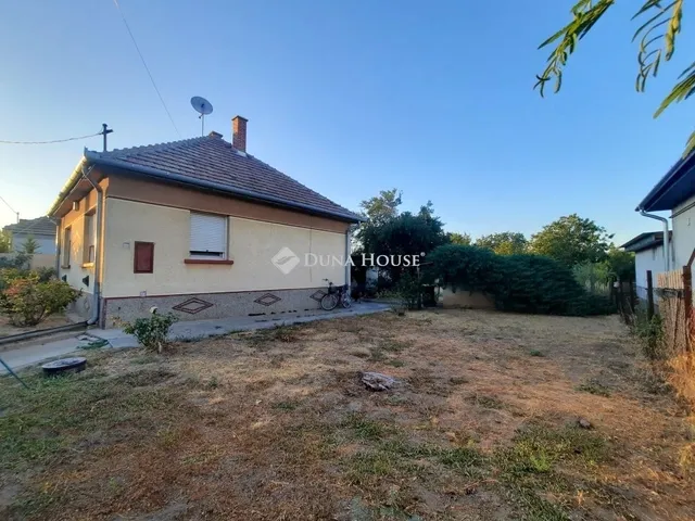 Eladó ház Kakucs 52 nm