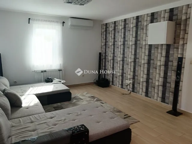 Eladó ház Üllő 96 nm