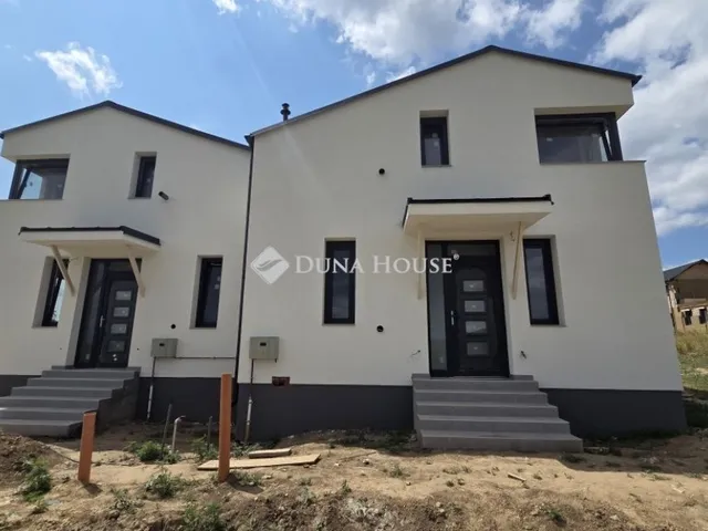 Eladó ház Vác 98 nm