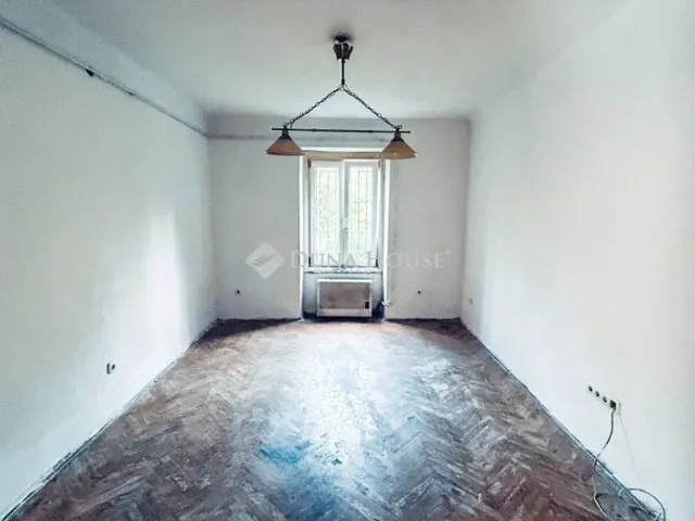 Eladó lakás Budapest X. kerület 28 nm
