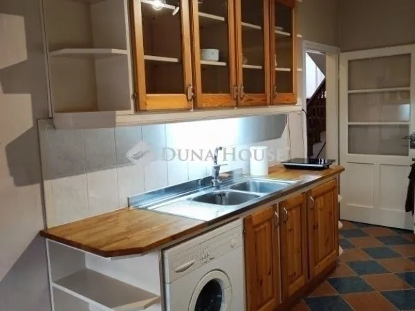 Eladó ház Budapest XVII. kerület 191 nm