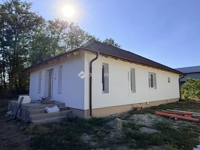 Eladó ház Kóka 102 nm