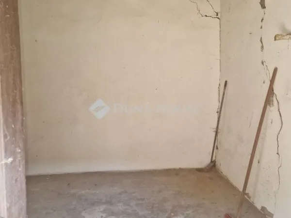 Eladó ház Vasad 67 nm