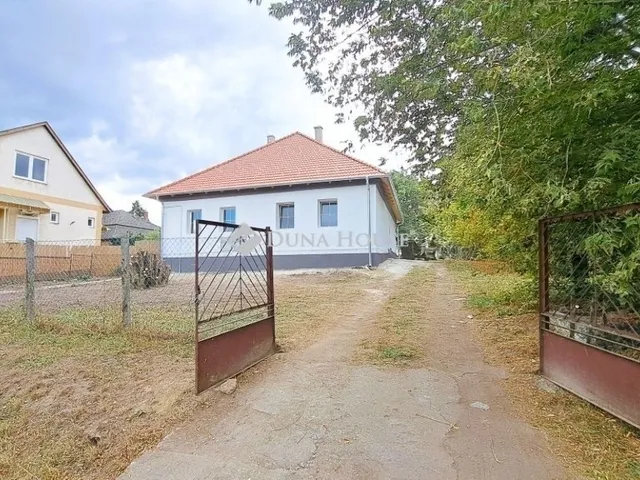 Eladó ház Zsámbok 106 nm