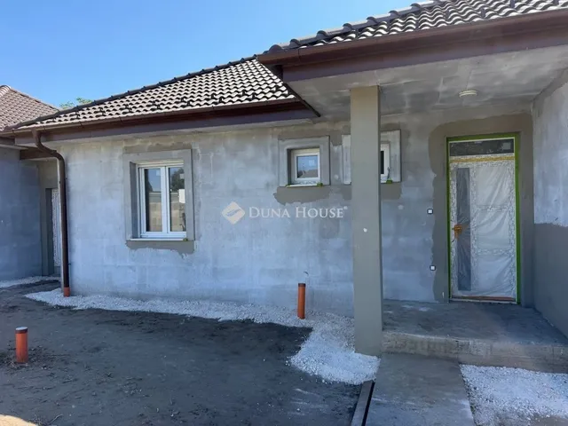 Eladó ház Nagytarcsa 106 nm