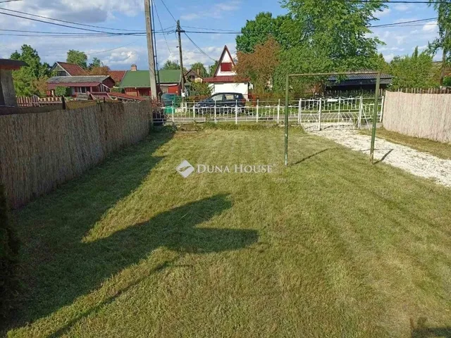 Eladó telek Tóalmás 251 nm