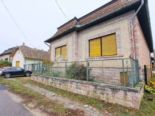 Eladó ház Galgahévíz 125 nm