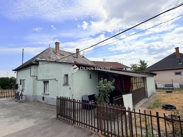 Eladó ház Monor 121 nm