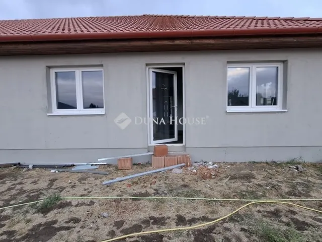 Eladó lakás Kartal 83 nm