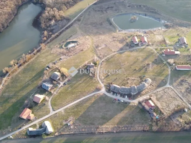 Eladó telek Galgahévíz 817 nm