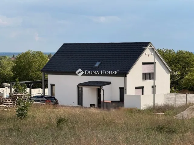 Eladó ház Maglód 160 nm