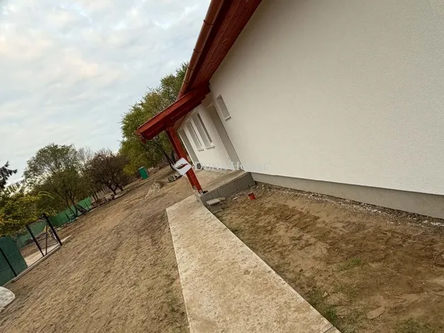 Eladó ház Nyáregyháza 88 nm