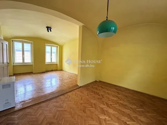 Eladó ház Eger 280 nm