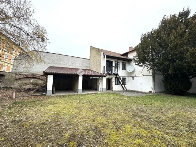 Eladó ház Eger 280 nm