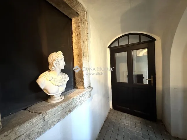 Eladó ház Eger 280 nm