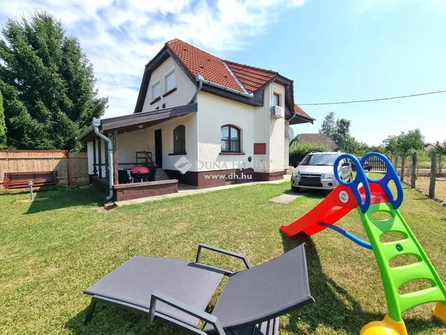 Eladó ház Szihalom 96 nm