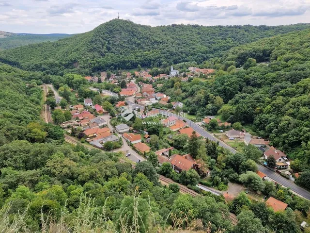Eladó telek Szarvaskő 1642 nm