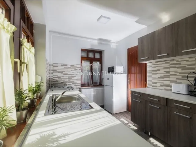 Eladó ház Bogács 180 nm