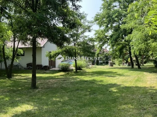 Eladó ház Tiszaszentimre 208 nm