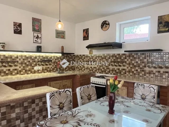 Eladó ház Egerszalók 180 nm