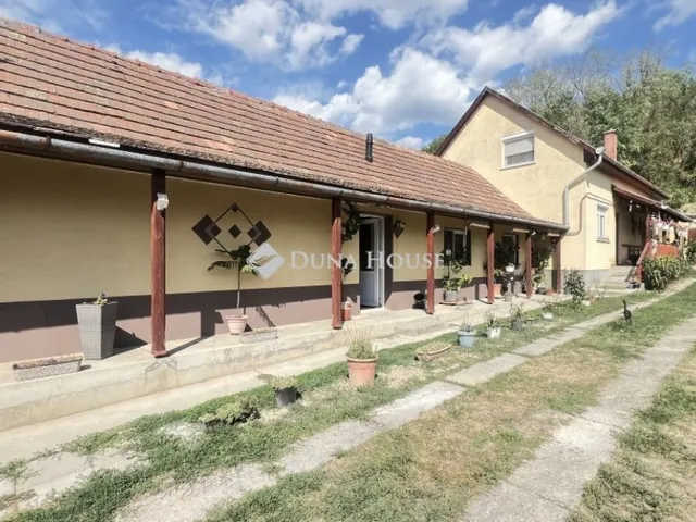 Eladó ház Egerszalók 180 nm