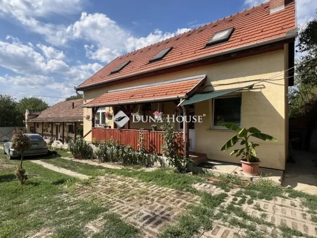 Eladó ház Egerszalók 180 nm