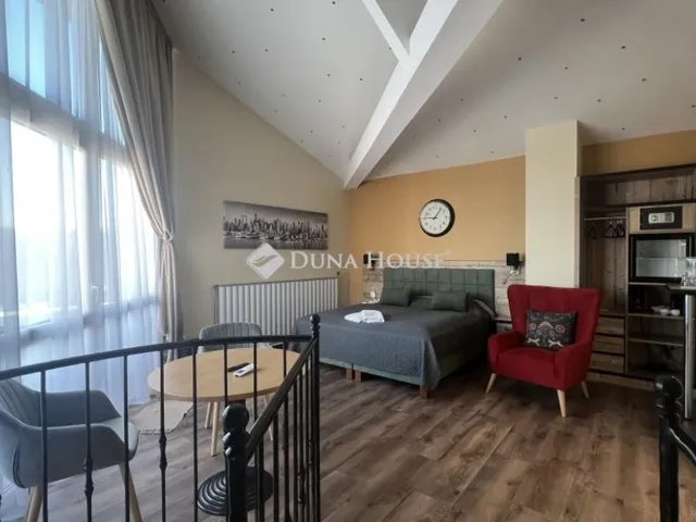 Kiadó lakás Eger 105 nm