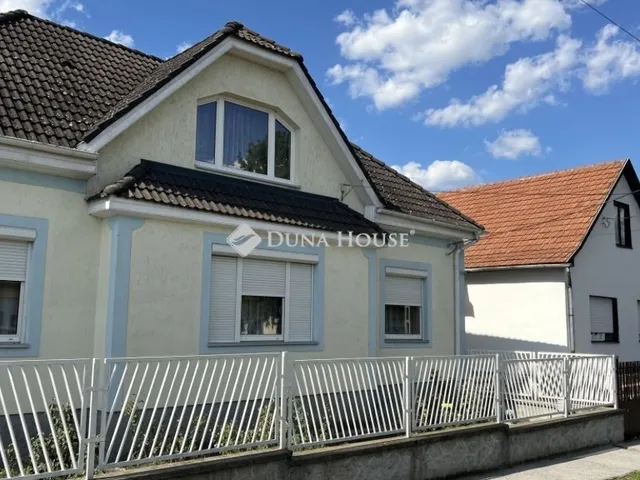 Eladó ház Füzesabony 355 nm