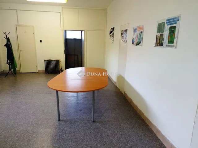 Eladó kereskedelmi és ipari ingatlan Erdőkövesd 153 nm