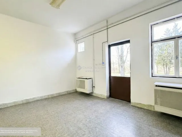 Eladó kereskedelmi és ipari ingatlan Erdőkövesd 153 nm