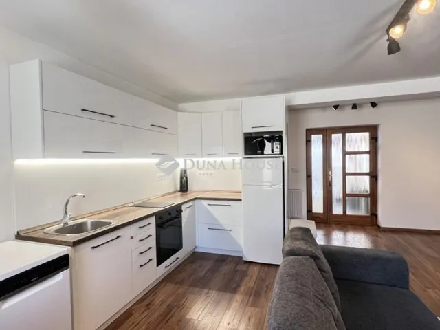 Eladó ház Eger 70 nm