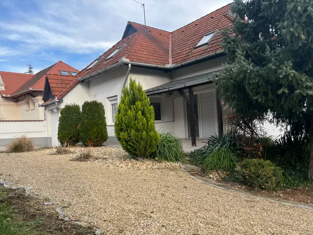 Eladó ház Tokaj 145 nm