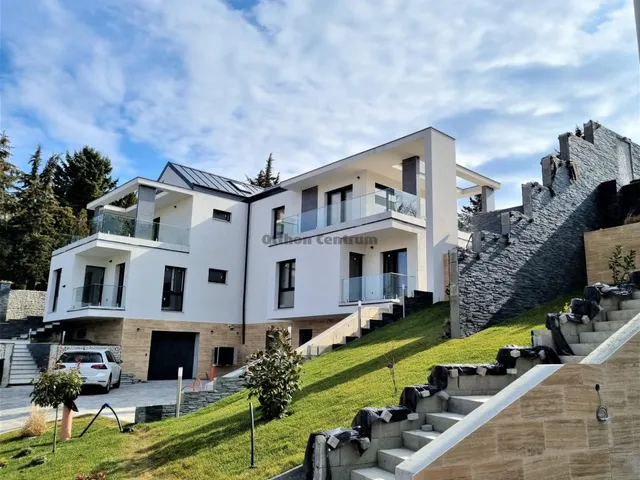 Eladó lakás Üröm 146 nm