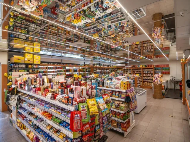 Eladó kereskedelmi és ipari ingatlan Budapest XX. kerület 240 nm