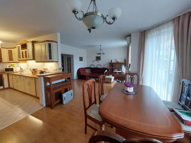 Eladó lakás Budapest X. kerület, Óhegy 83 nm