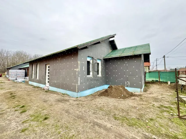 Eladó ház Monor 105 nm