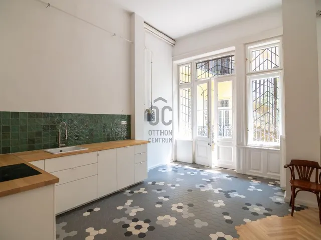 Eladó lakás Budapest VI. kerület 147 nm