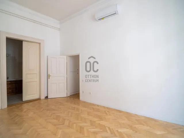Eladó lakás Budapest VI. kerület 147 nm