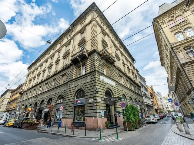 Eladó lakás Budapest VI. kerület 67 nm
