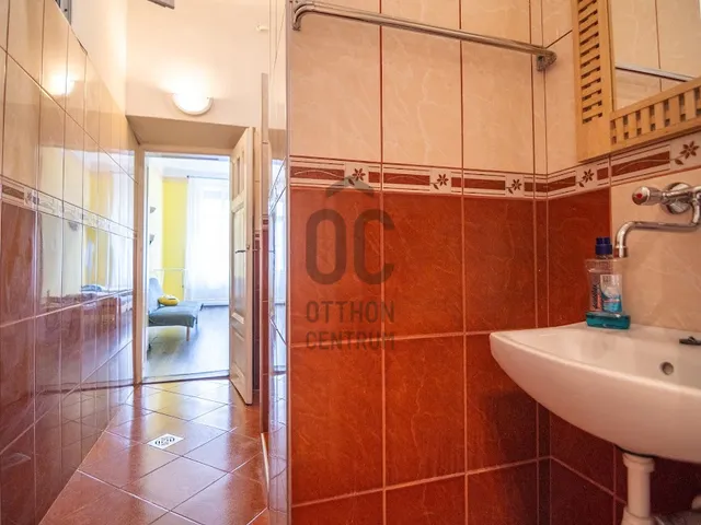 Eladó lakás Budapest VI. kerület 85 nm