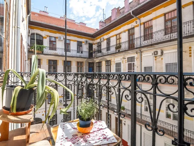 Eladó lakás Budapest VI. kerület 85 nm