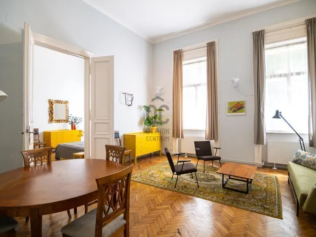 Eladó lakás Budapest VIII. kerület, Palotanegyed 110 nm