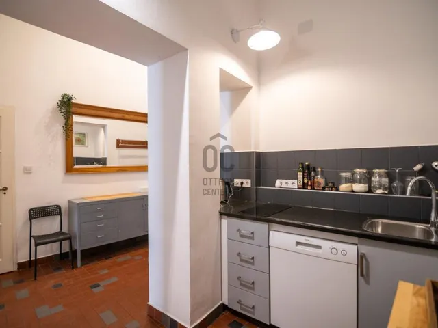 Eladó lakás Budapest VIII. kerület, Palotanegyed 110 nm