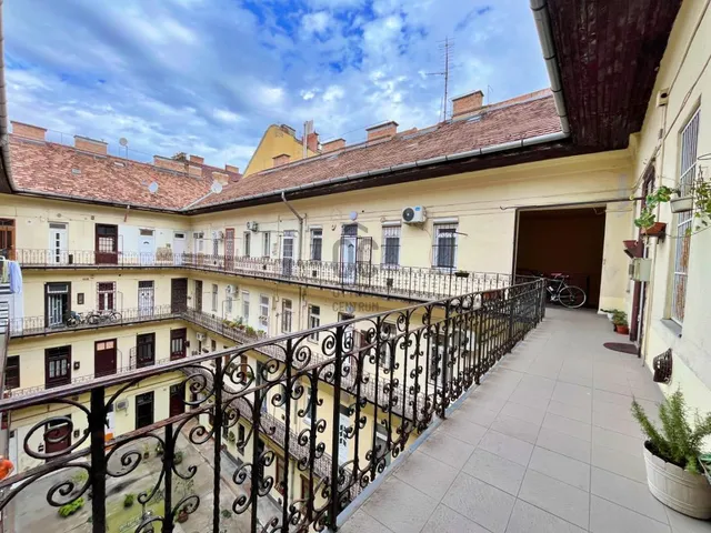 Eladó lakás Budapest VII. kerület, Ligetváros 29 nm