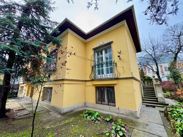 Kiadó ház Budapest XIV. kerület, Herminamező 100 nm