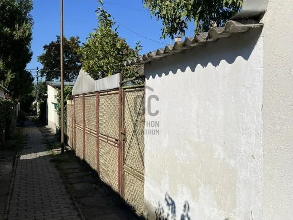 Eladó lakás Budapest X. kerület, Újhegy 38 nm