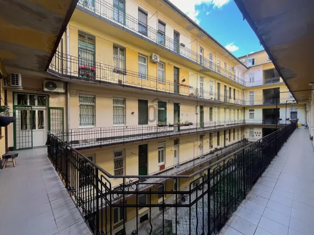 Eladó lakás Budapest VIII. kerület 70 nm