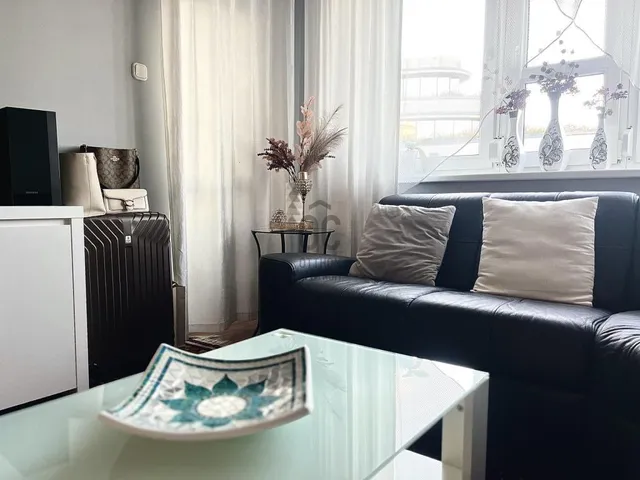 Eladó lakás Budapest X. kerület, Óhegy 77 nm